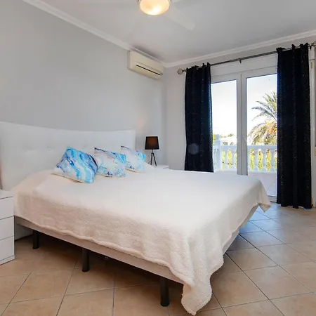 Noosa By Interhome Вилла *