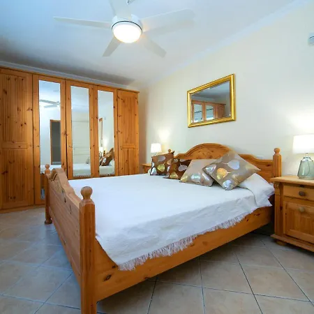 Noosa By Interhome Willa *