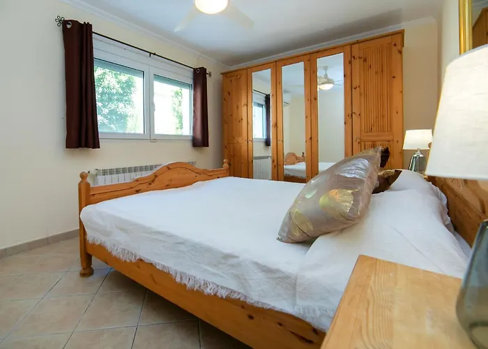 Noosa By Interhome *