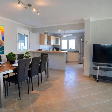 Villa Noosa By Interhome